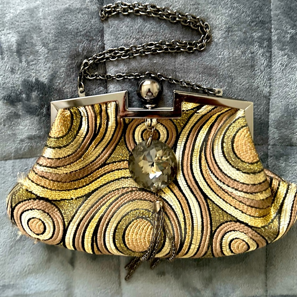 AS SEEN ON NETFLIX! Aria Mary Frances 80s Vintage Brocade Tassel Clutch w/Chain